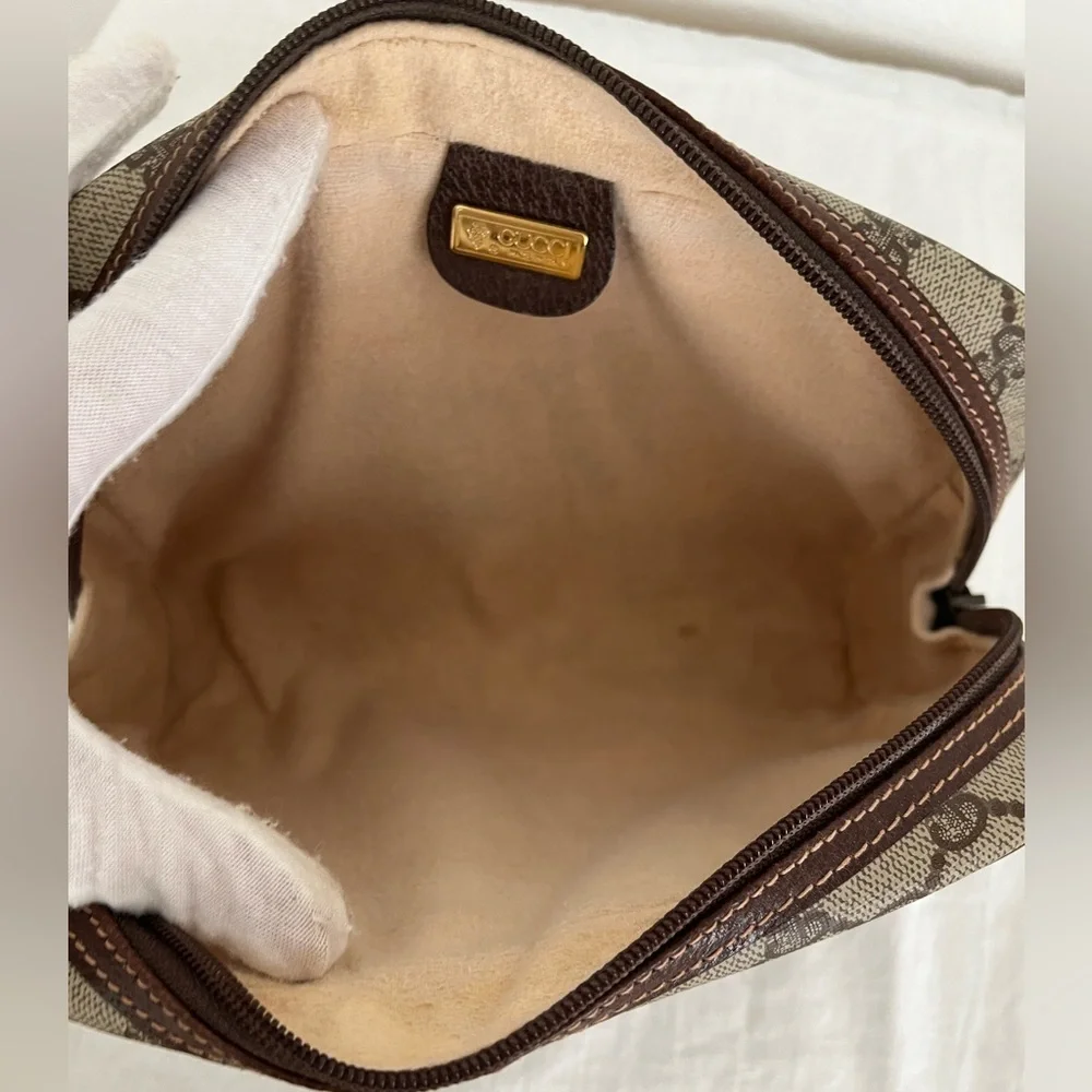 Vintage Gucci GG Supreme Cosmetic Clutch Accessory Collection Late 70s-Early 80s